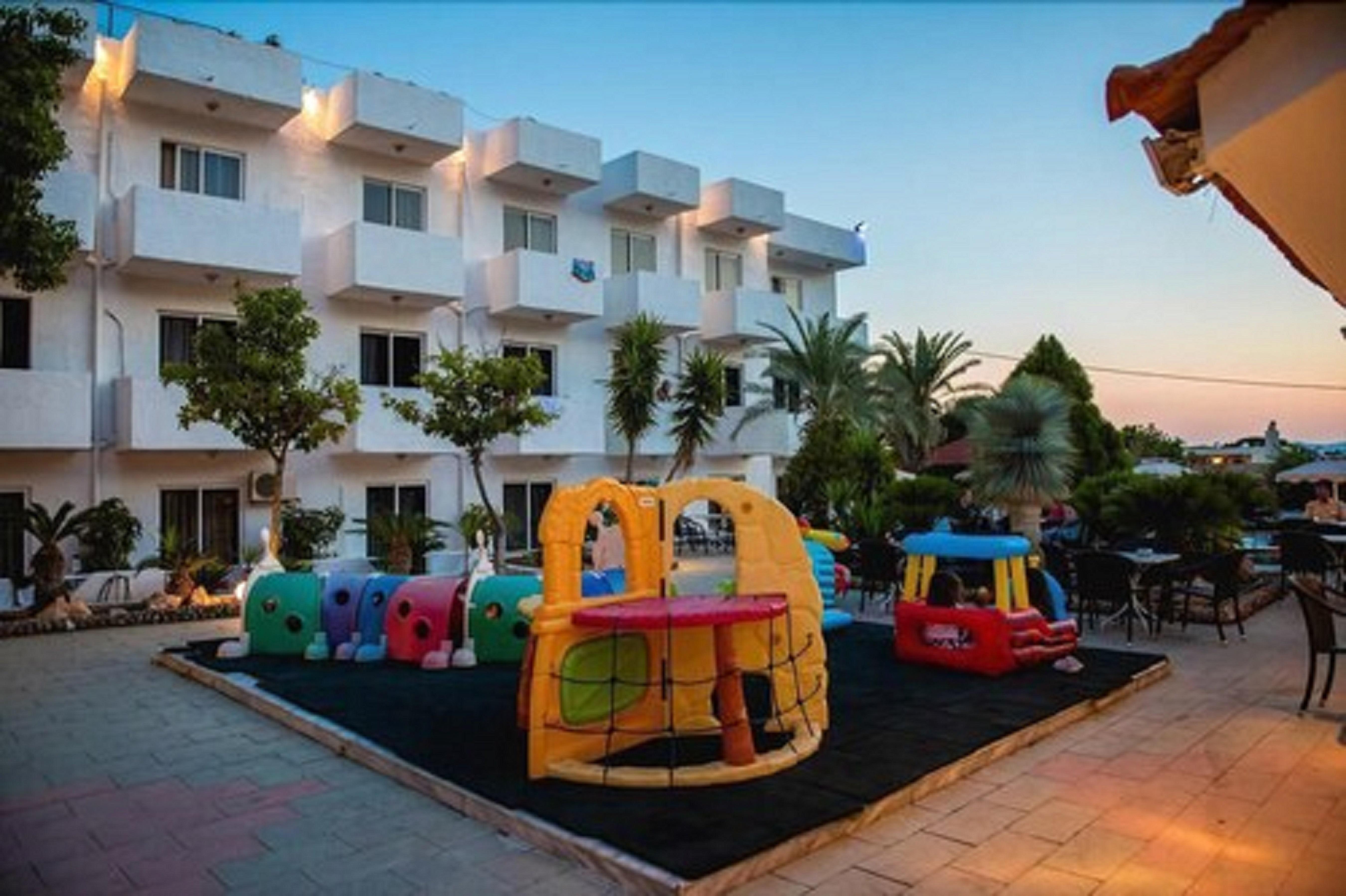 Thalia Hotel Pefki  ภายนอก รูปภาพ
