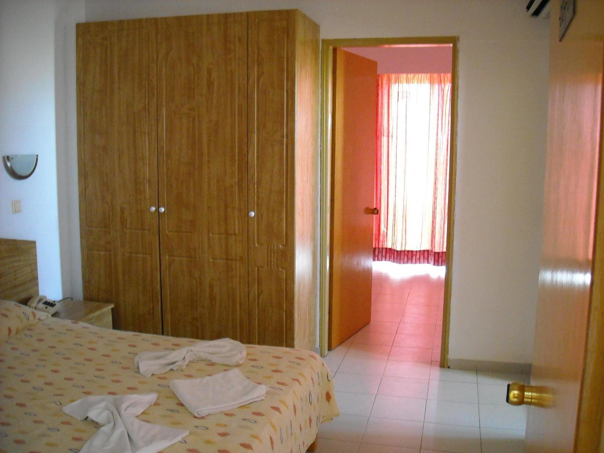 Thalia Hotel Pefki  ภายนอก รูปภาพ