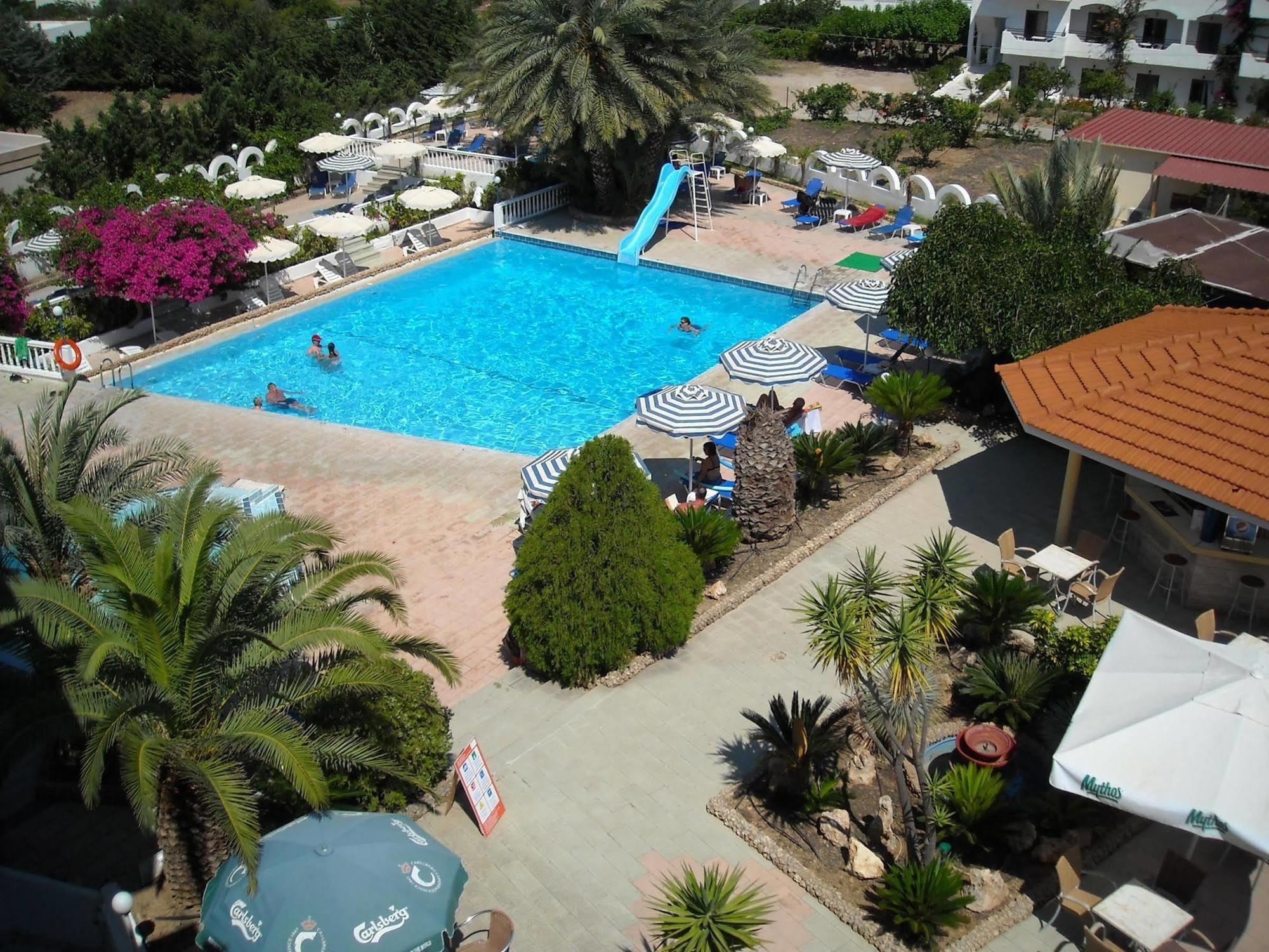 Thalia Hotel Pefki  ภายนอก รูปภาพ