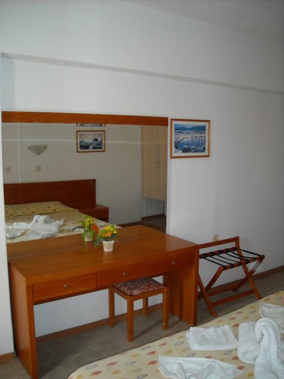 Thalia Hotel Pefki  ภายนอก รูปภาพ